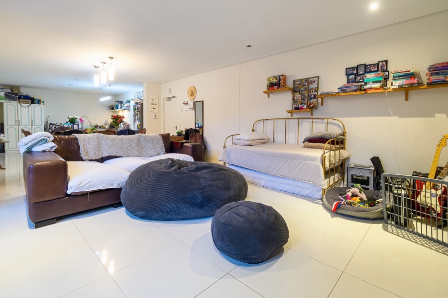 2 Bedroom Property for Sale in Claremont Upper Western Cape